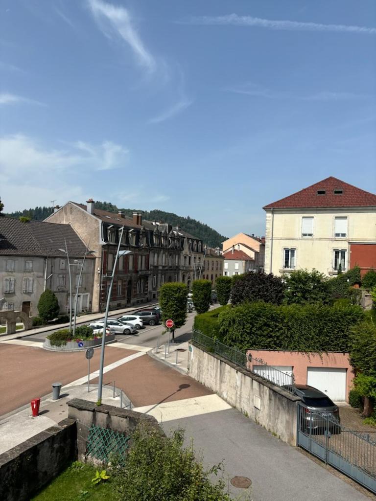 La Mansarde, Appartement Climatise En Centre Ville Ремирмон Экстерьер фото